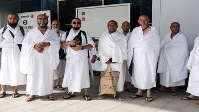 Hacı adaylarının Arafat'a yolculuğu başladı