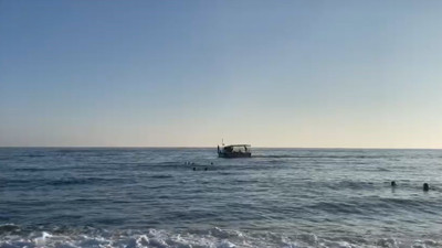 Rus çift tatilcilere panik yaşattı. Sahil güvenlik alarma geçti. Gerçek sonradan anlaşıldı