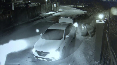 Tuzla'da 20 milyonluk soygun. 200 kiloluk kasayı sürüklediler