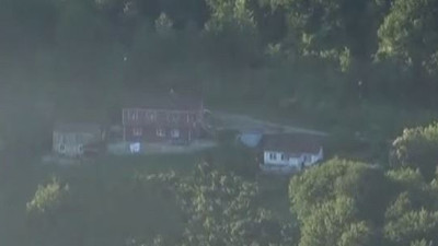 Bayram sabahı evlerden silahlar ateşlendi