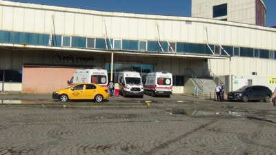 Kars’ta 55 acemi kasap kendisini yaraladı