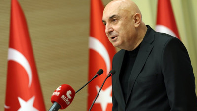 CHP'de parti içi değişim. Engin Özkoç'a yeni görev