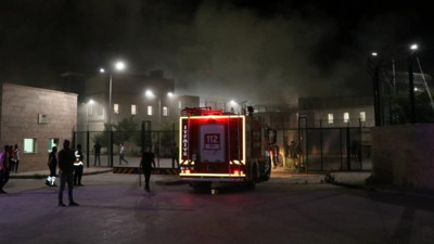 Geri gönderme merkezinde yangın