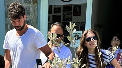 Balayında Eda Ece'nin morali bir hayli bozuldu