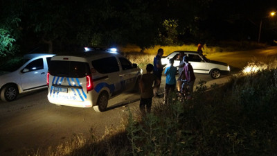 Trenin çarptığı kadın ve çocuk yaralı kurtuldu