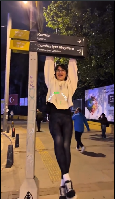 Yer: Türkiye! Uzun kuyrukların sebebini öğrenenler şok oldu - Resim : 6