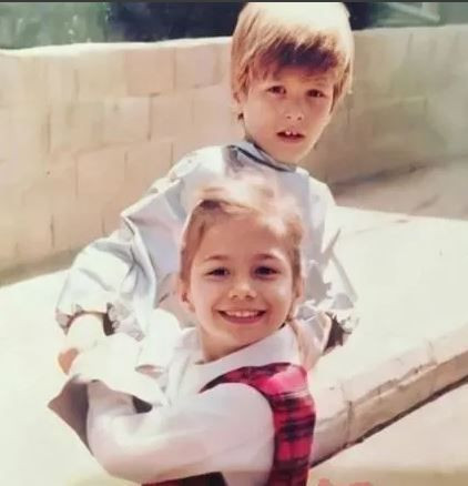 Bu maviş gözlü sarışın minik çocuk kim? Görenler tanımadı: Türkiye’nin en iyi erkek oyuncularından biri - Resim: 6