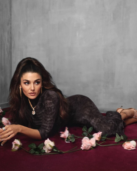 Konu gizli tutuluyor... Hande Erçel'den sürpriz proje! Futbol efsanesi David Beckham ile kamera karşısına geçti - Resim : 4