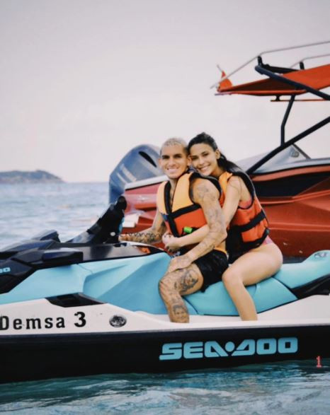 Devrim Özkan’dan Lucas Torreira’ya buz gibi ret: Aşk ilanı yaptı, takip havada kaldı - Resim : 16