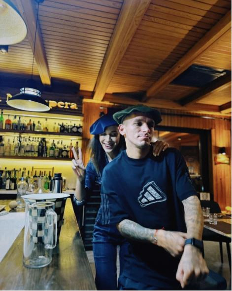 Devrim Özkan’dan Lucas Torreira’ya buz gibi ret: Aşk ilanı yaptı, takip havada kaldı - Resim : 21