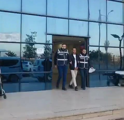 Telefon dolandırıcı şebekesine darbe! Tutuklamalar var - Resim : 3