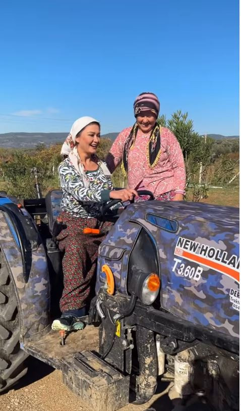 Şehir hayatından kaçıp köye yerleşti! Nurgül Yeşilçay traktör sürdü zeytin topladı - Resim : 4