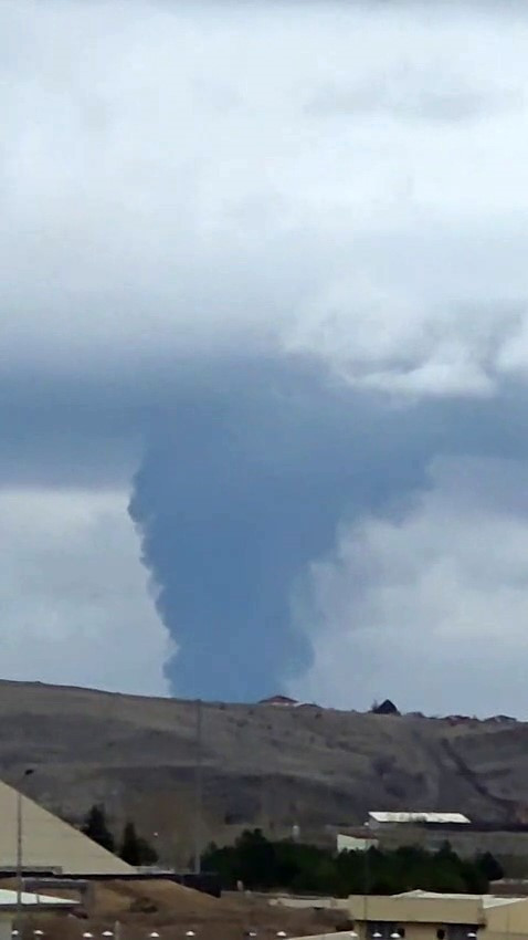 Kırıkkale’de fabrika yangını: Dumanlar gökyüzünü kapladı - Resim : 1