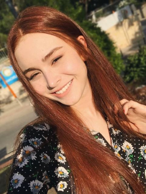 Bez Bebek skandalı patladı: Çocuk yıldız Asena Keskinci’den şok itiraflar: Evrim Akın üvey annem oldu! - Resim : 15