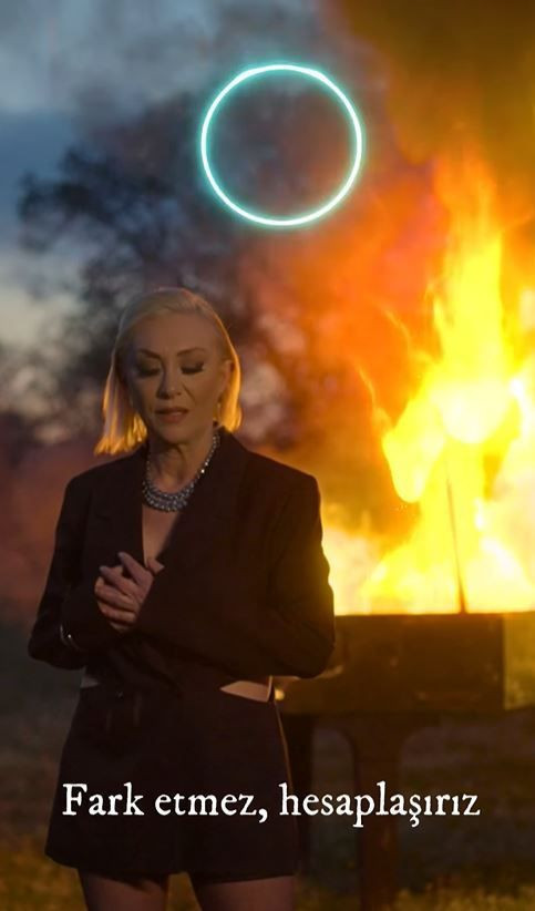 Arabeskin kraliçesi Güllü’nün ölümünde sır perdesi aralanıyor! Evlatları o geceyi anlattı: "Dans ederken bir anda..." - Resim: 17