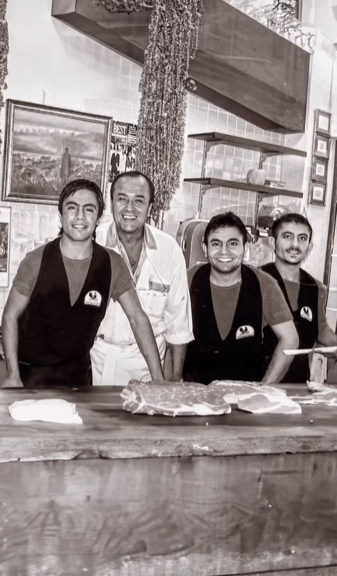 Nusr-Et imparatorluğu sallanıyor mu? Yoksul kasap çırağının hikayesi: Yüksek hesaplar ve kapanan şubeler - Resim: 20