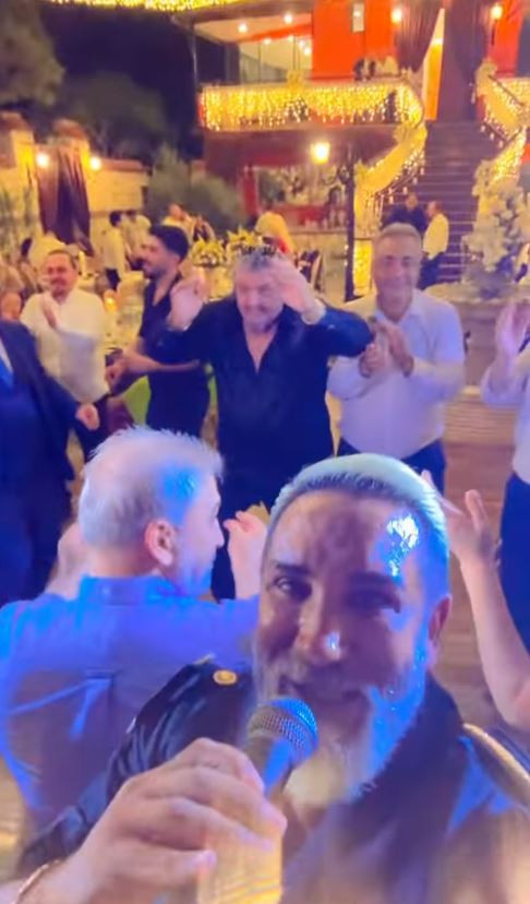 Şakşuka’nın kralı Tarık Mengüç’ten oğluna davullu zurnalı asker uğurlaması! Kuştepe’de yer gök inledi - Resim : 11