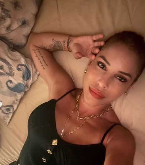 Oyunculuğu bırakıp ülkeyi terk etmişti! Cihan Ünal'ın kızı Irmak Ünal’dan kötü haber - Resim: 5