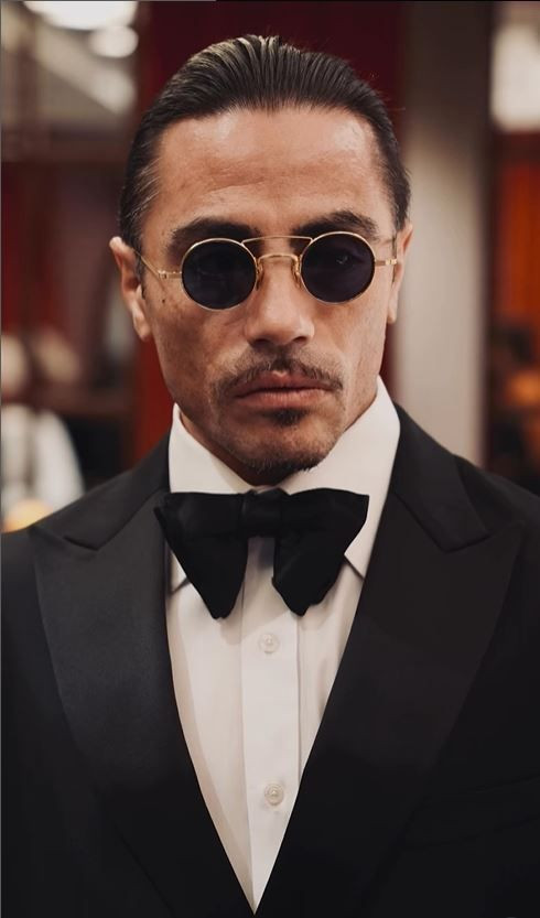 Nusr-Et imparatorluğu sallanıyor mu? Yoksul kasap çırağının hikayesi: Yüksek hesaplar ve kapanan şubeler - Resim: 22