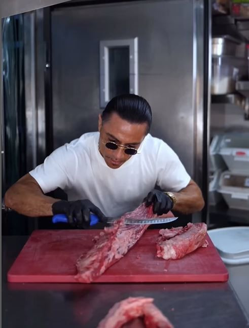 Eski çalışanları Nusret Gökçe'yi ifşa etti! Düşüşünün perde arkası... Restoran değil cezaevi - Resim: 10