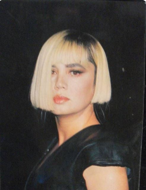 Popun Kraliçesi Gülşen 'Minik Serçe' oldu! Yeni saçları tesadüf mü? - Resim : 4