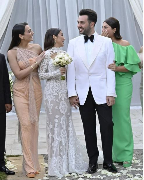 Türk Müziğinin Kraliçesi Sibel Can ilk kez babaanne oldu! Torunu Lina dünyaya geldi: Ailede büyük sevinç - Resim: 7