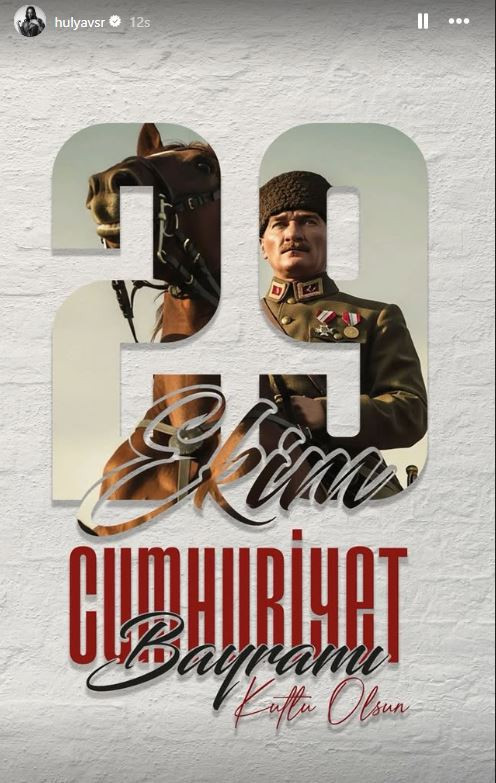 Ünlü isimlerden 29 Ekim Cumhuriyet Bayramı paylaşımları! - Resim : 6