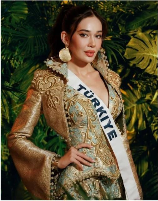 Miss Universe'de finale kalamadı Ceren Arslan : Sahtekarlık dolu bir yarışmaydı - Resim : 1