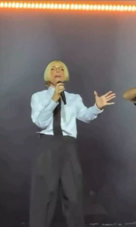 Gülşen'den radikal karar! Yeni imajı herkesi şoke etti: Bu saç stili çok konuşulacak - Resim: 2