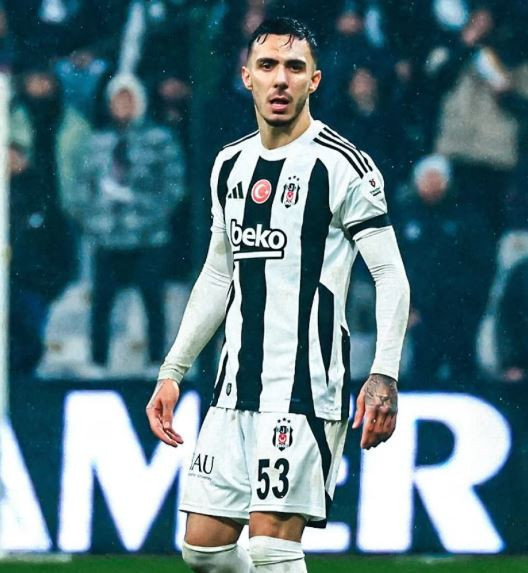 Milli futbolcu Emirhan Topçu ile adı aşk iddialarına karışmıştı! Danla Bilic sessizliğini bozdu - Resim : 3