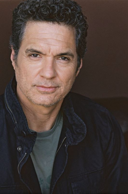 Polis rolü yetmedi, gerçeğini seçti! Ekranın efsanesi Jerry O'Donnell şimdi sokakta devriye gezecek - Resim : 2