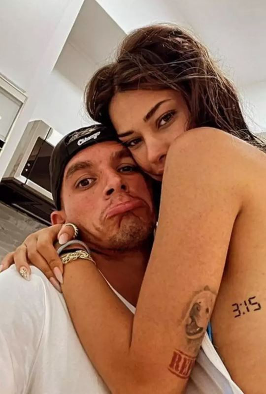 Devrim Özkan’dan Lucas Torreira’ya buz gibi ret: Aşk ilanı yaptı, takip havada kaldı - Resim : 2