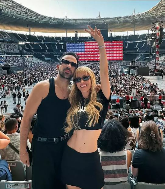 Komşu dehşeti! Ünlü şarkıcı Derya Uluğ ve müzisyen nişanlısı Asil Gök soluğu savcılıkta aldı - Resim : 17