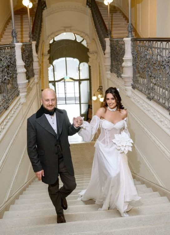 ‘Kasımda aşk başkadır’ 'Bir Zamanlar Çukurova'nın Gülten'i Budapeşte'de dünyaevine girdi - Resim : 5