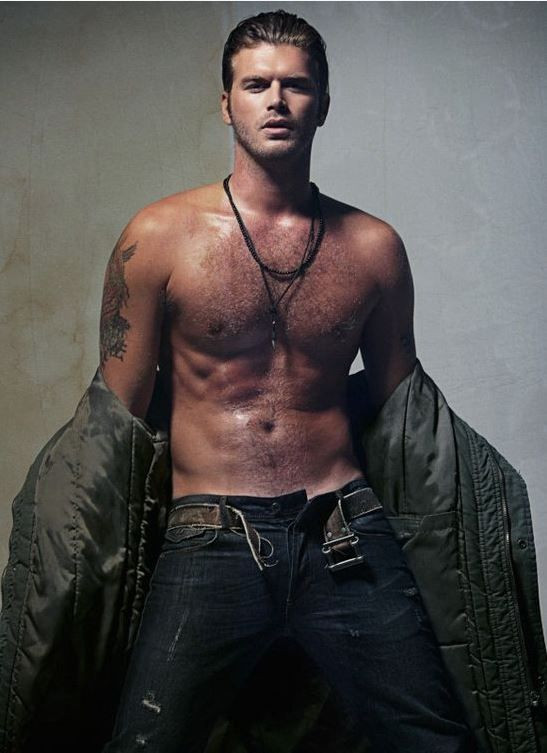 Bu maviş gözlü sarışın minik çocuk kim? Görenler tanımadı: Türkiye’nin en iyi erkek oyuncularından biri - Resim: 16