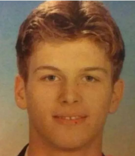 Bu maviş gözlü sarışın minik çocuk kim? Görenler tanımadı: Türkiye’nin en iyi erkek oyuncularından biri - Resim: 12