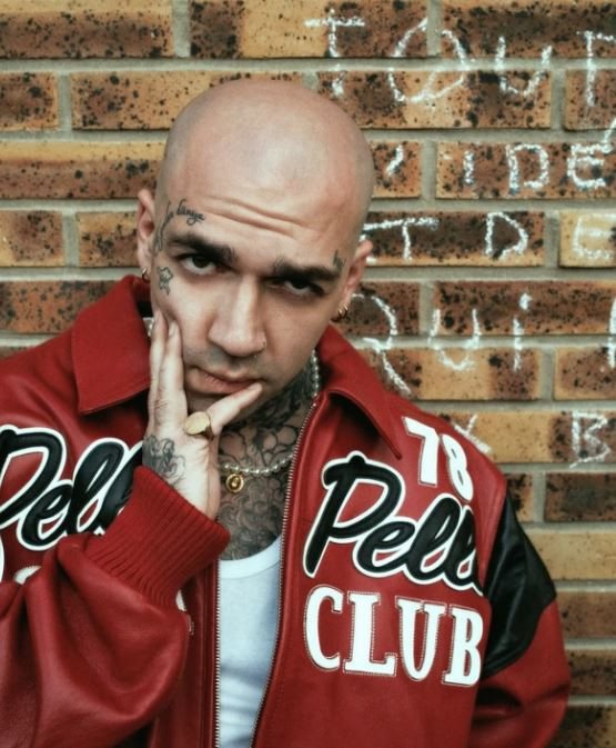 Konserinde duyurdu! Rapçi Ezhel artık Alman vatandaşı - Resim : 1