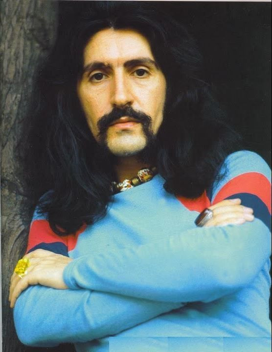 Türk Müziği’nin dev ismi Barış Manço’nun hiç görmediğiniz çocukluk karesi olay oldu! 7'den 77'ye herkesin sevgilisiydi - Resim: 49