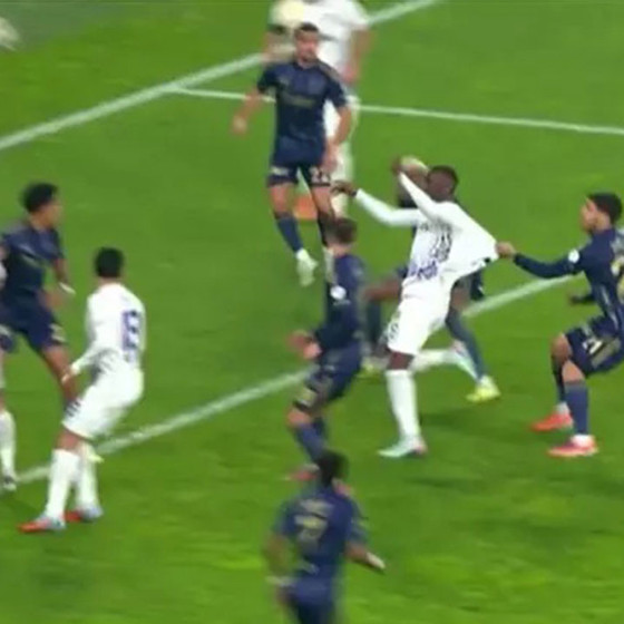 Trio açıkladı... Eyüpspor - Fenerbahçe maçında kritik hata