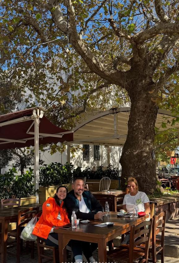 Ünlü komedyen Ata Demirer sevgilisi Dilara Alemdar aşıklar şehri Paris’te: 30 kilo verip bambaşka biri olmuştu! - Resim : 11