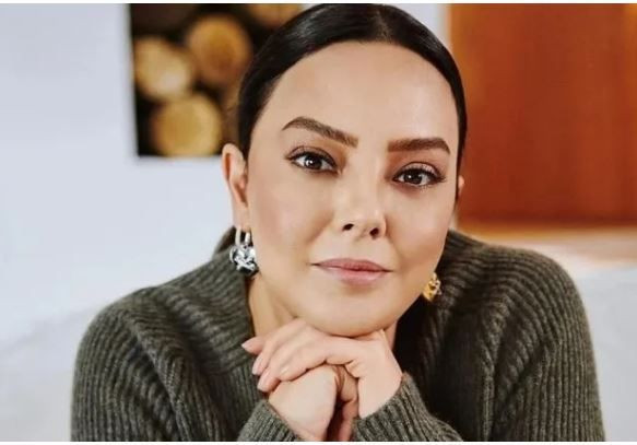 Ebru Gündeş'in evliliğini ihanet mi bitirdi? Magazin dünyası bu aşkı konuşuyor - Resim: 11