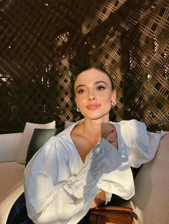 Herkes onları konuşuyor! Lucas Torreira Devrim Özkan'ı unuttu... Bakın kiminle aşk yaşıyor - Resim: 4