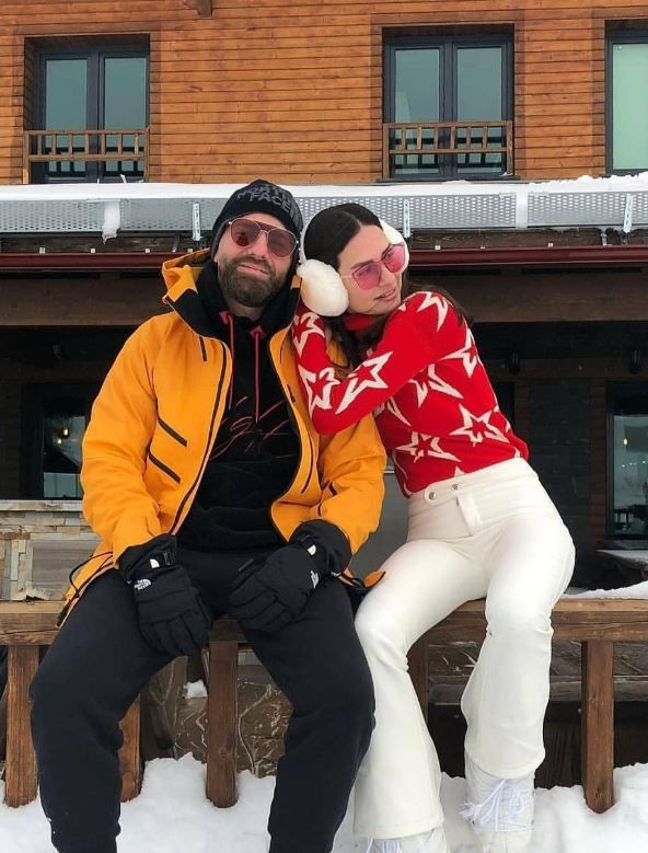 Yasemin Ergene’den ayrılan İzzet Özilhan eğlencede yakalandı: Bekar hayatına hızlı giriş yaptı - Resim: 42