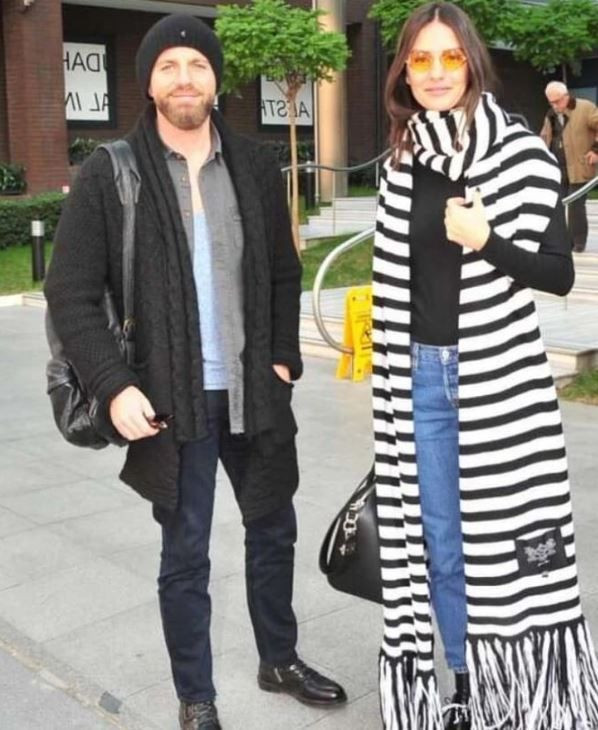 Yasemin Ergene’den ayrılan İzzet Özilhan eğlencede yakalandı: Bekar hayatına hızlı giriş yaptı - Resim: 16