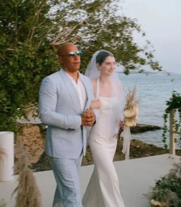 Hızlı ve Öfkeli’nin yıldız oyuncusuydu! Paul Walker'ın kızı büyüdü podyumların aranan yüzü oldu - Resim : 4