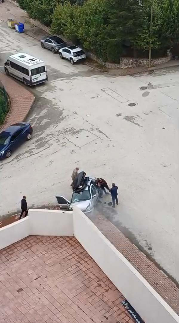 Bilecik'te mahkeme sonrası iki aile arasında kavga! 4 kişi yaralandı - Resim : 2