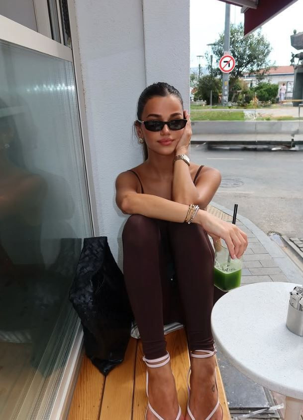 Çarpıntı dizisinin Aras Alkan’ı Kerem Bürsin'in yeni aşkı bakın kim çıktı? Sabancı’nın torunu Melisa Tapan’dan ayrılmıştı - Resim: 7