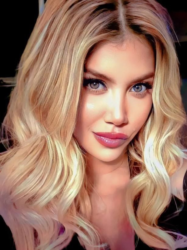 Wanda Nara Masterchef'in sunucusu oldu! Eski eşi Maxi Lopez de yarıştı - Resim: 6