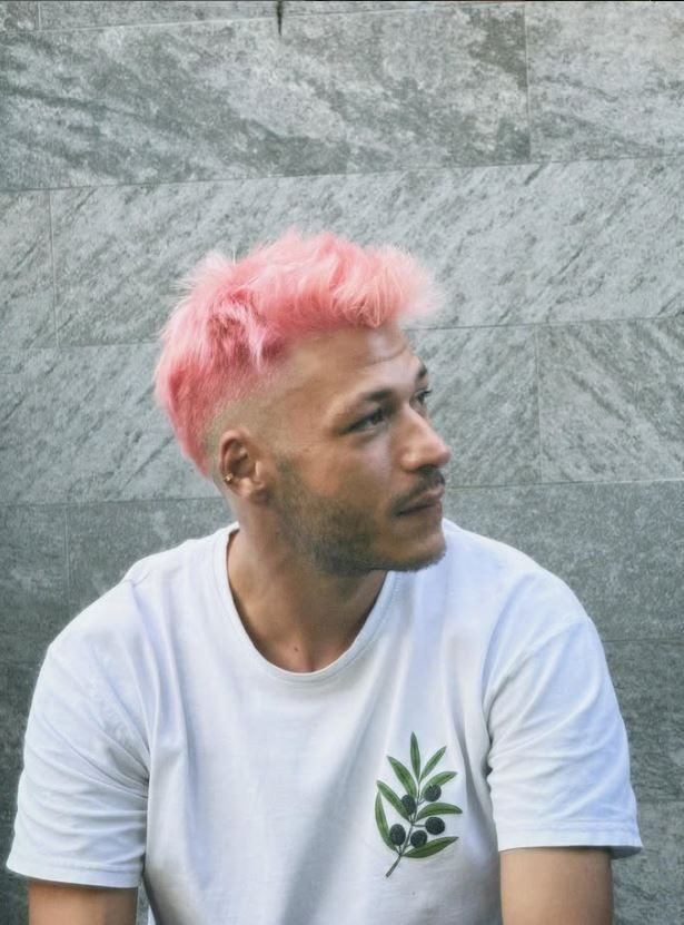 Büyümüş de oyuncu olmuş! Fotoğraftaki çocuğun İnci Taneleri’nin Cihan’ı Kubilay Aka olduğuna inanamayacaksınız - Resim: 8