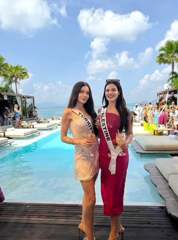 Miss Universe Türkiye temsilcisi Ceren Arslan'ın beş yıllık aşkı ortaya çıktı! Eski sevgilisi Milli voleybocu Milli voleybolcu Bedirhan Bülbül - Resim : 11